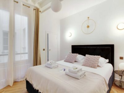 T2 Paris 1er arrondissement - CNB-c2304